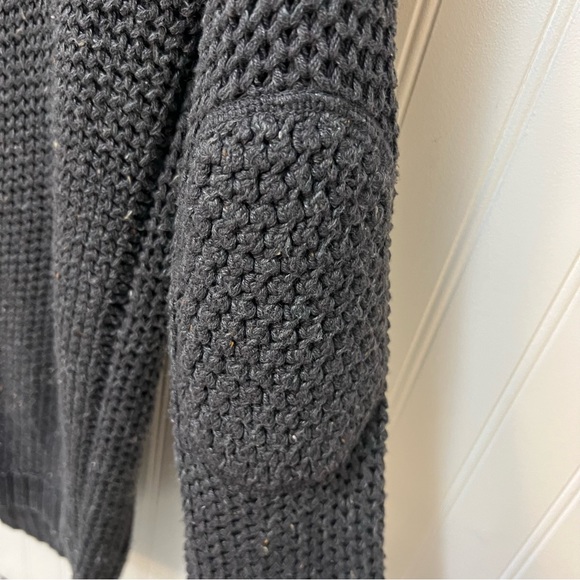Urban Outfitters Dark Gray Sweater - Picture 5 of 5